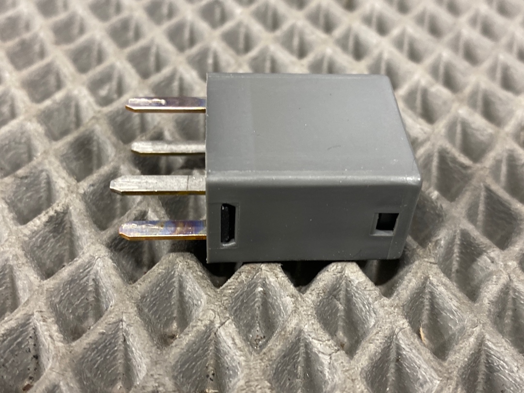 Реле, 400 рублей, Красноярск