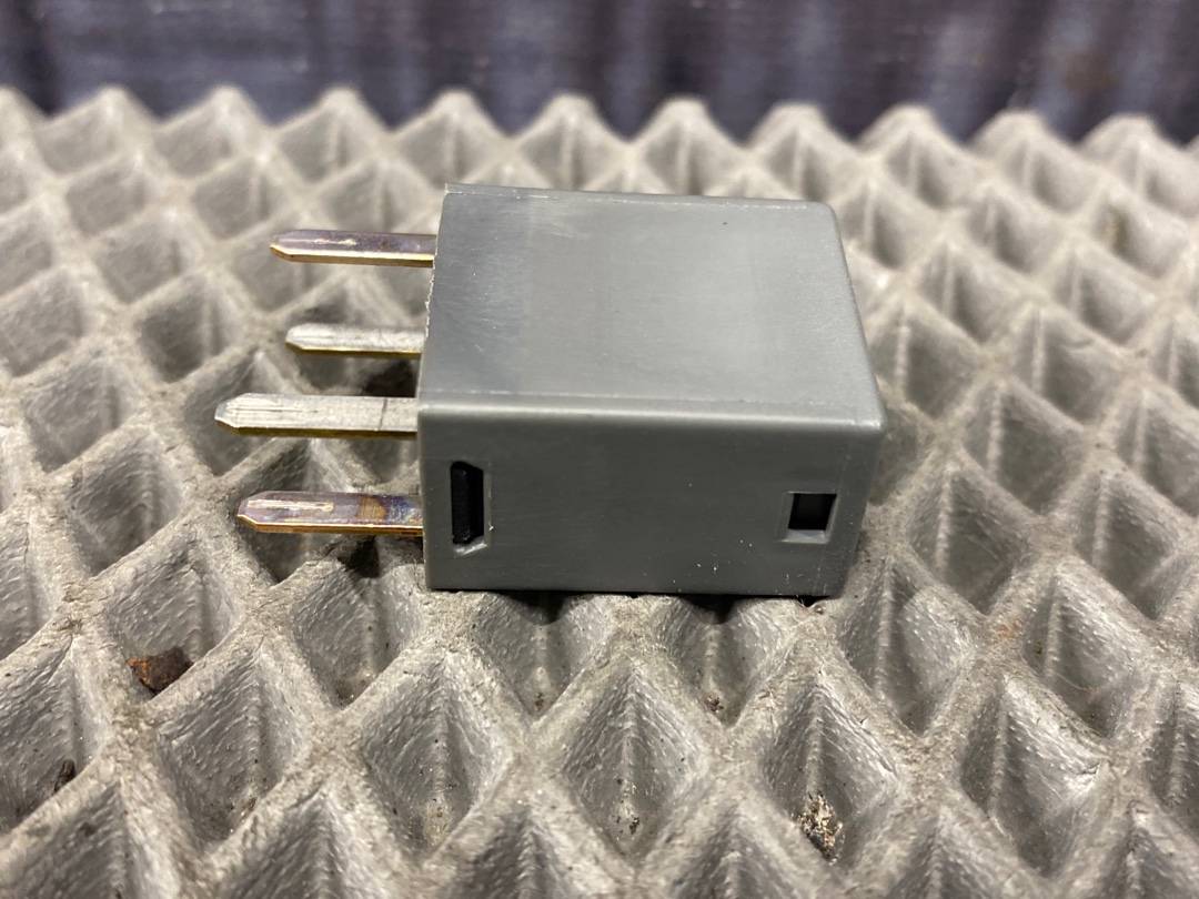 Реле, 400 рублей, Красноярск