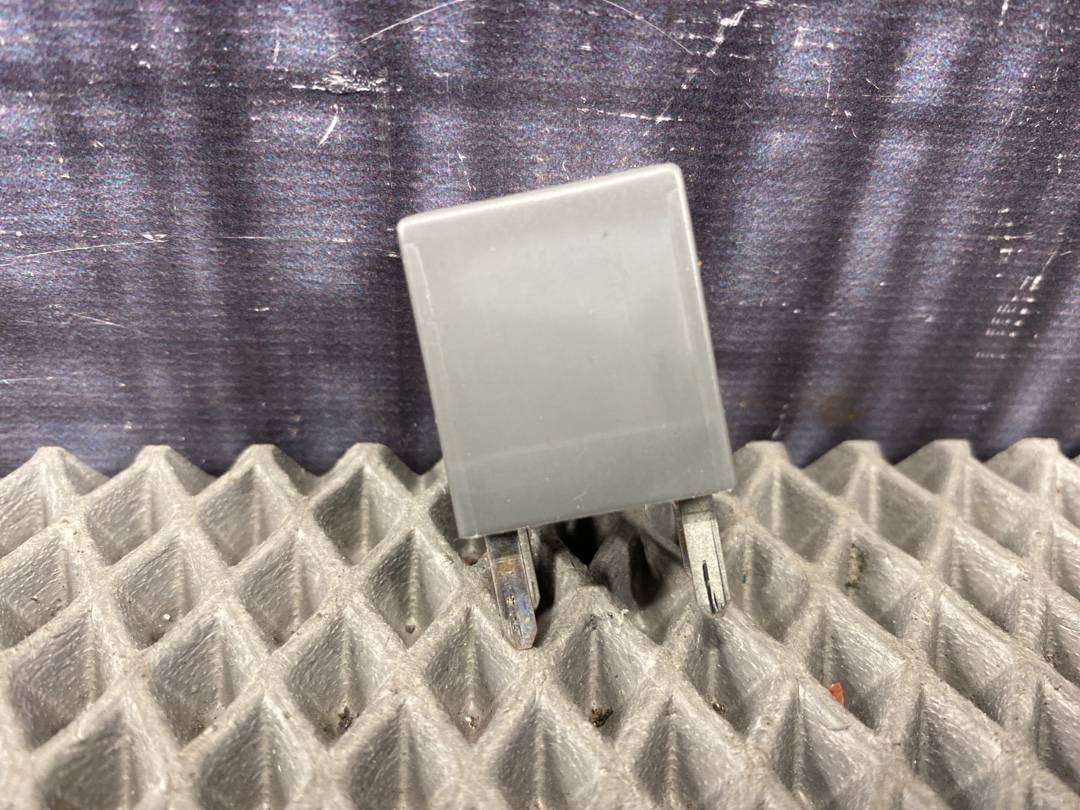 Реле, 400 рублей, Красноярск