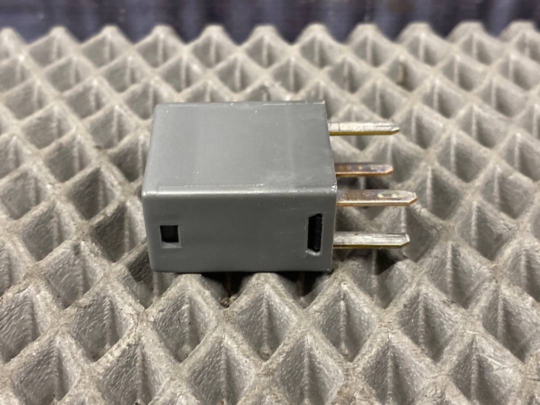 Реле, 400 рублей, Красноярск