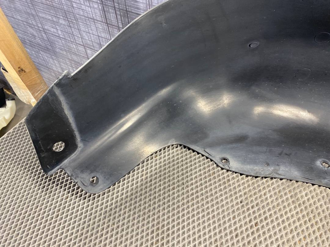 Подкрылок, 680 рублей, Красноярск