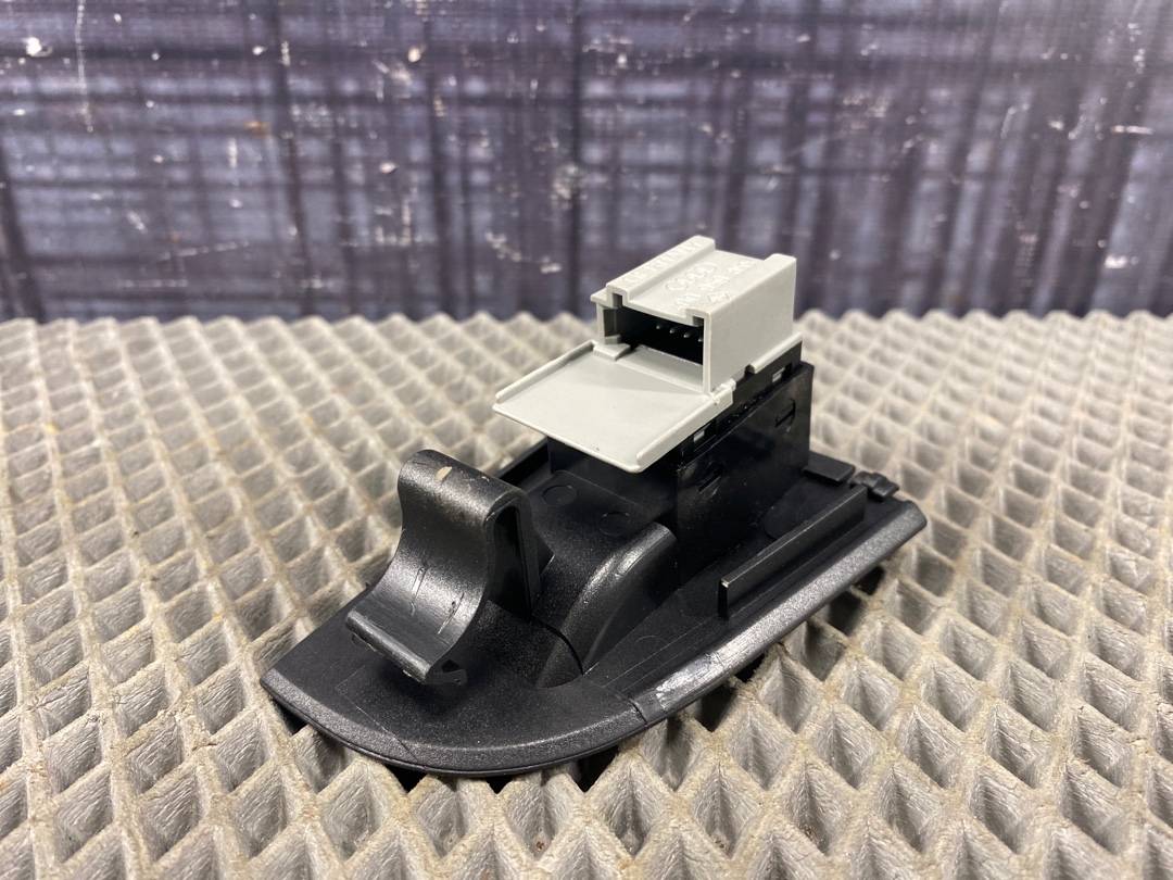 Кнопка стеклоподъемника, 275 рублей, Красноярск