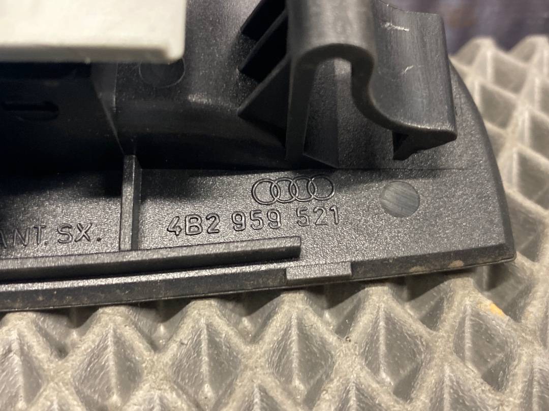 Кнопка стеклоподъемника, 275 рублей, Красноярск