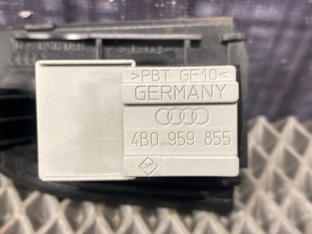 Кнопка стеклоподъемника, 275 рублей, Красноярск