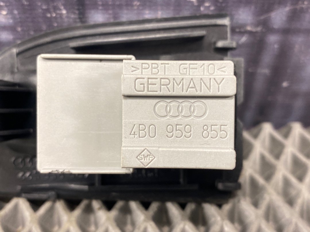 Кнопка стеклоподъемника, 275 рублей, Красноярск