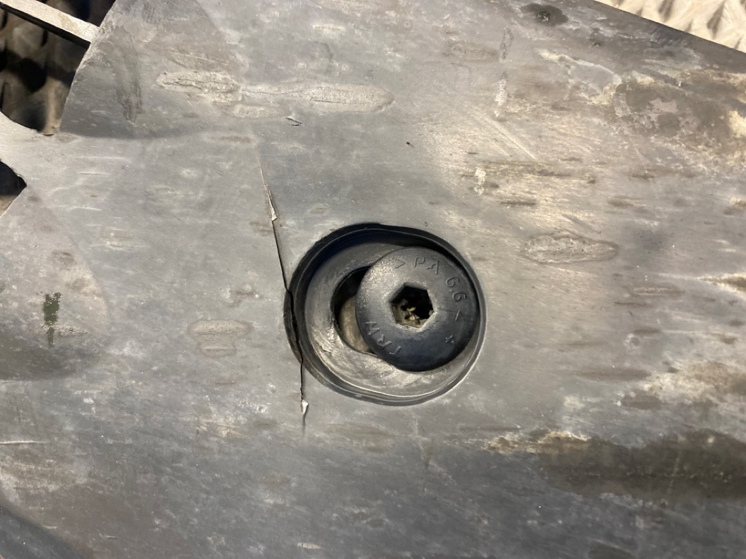 Защита днища, 650 рублей, Красноярск