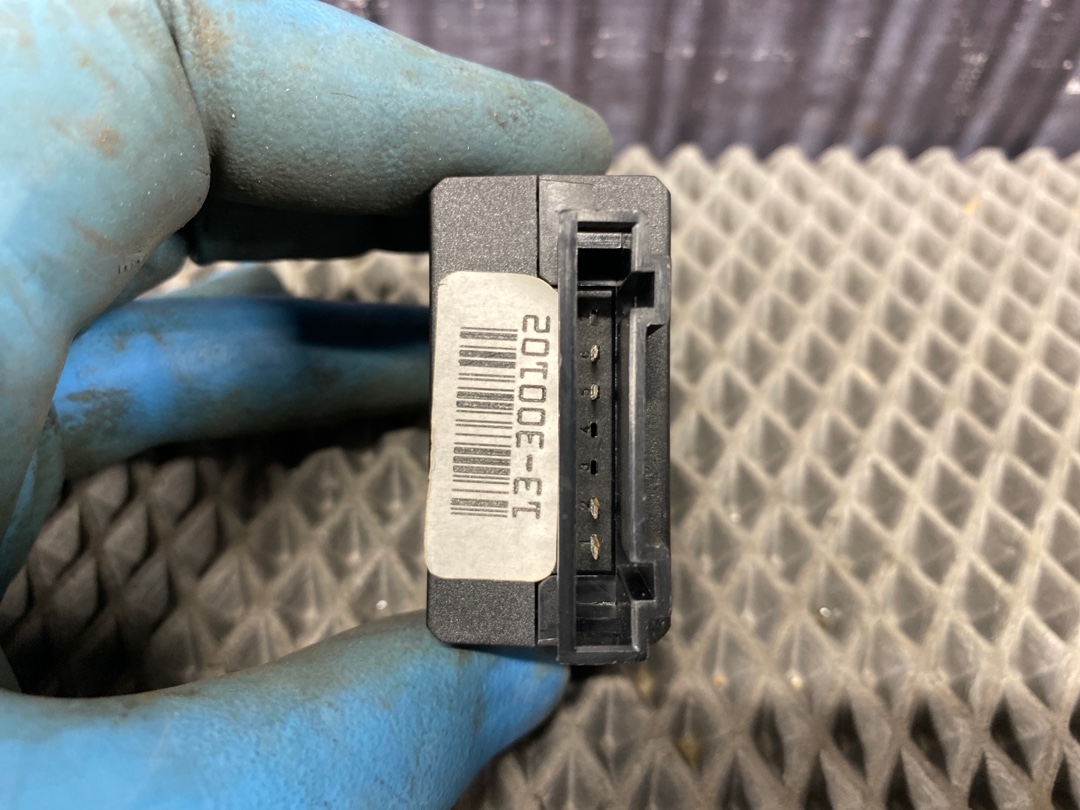 Кнопка яркости подсветки, 225 рублей, Красноярск