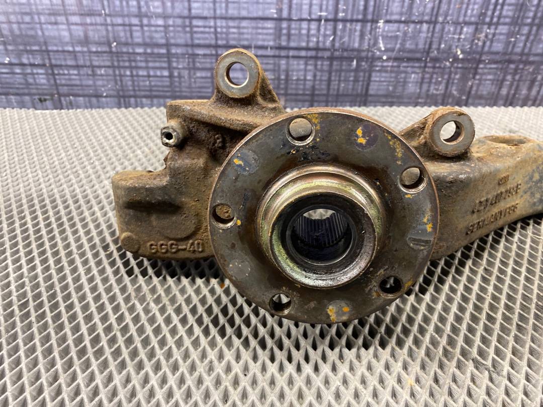 Поворотный кулак, 1750 рублей, Красноярск