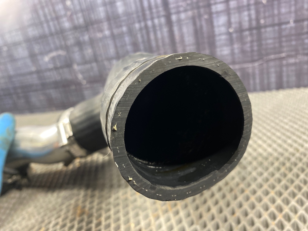 Патрубок интеркуллера, 675 рублей, Красноярск