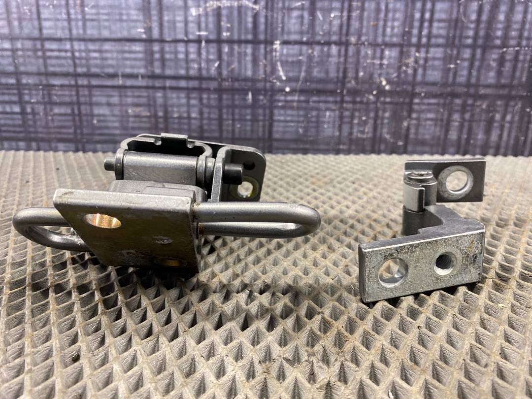 Петля двери, 1000 рублей, Красноярск