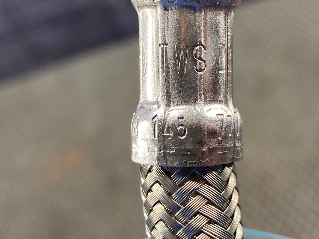 Шланг масляный, 500 рублей, Красноярск