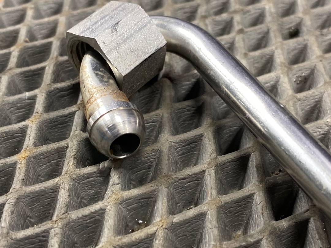 Шланг масляный, 500 рублей, Красноярск