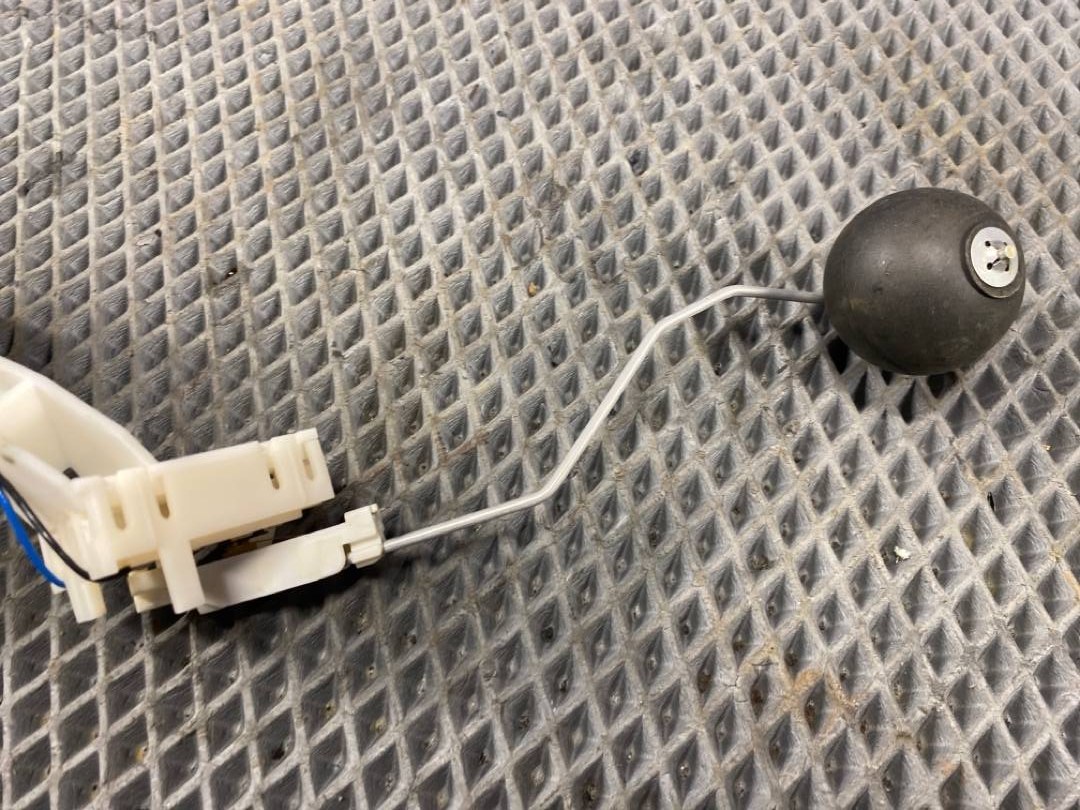 Датчик уровня топлива, 500 рублей, Красноярск