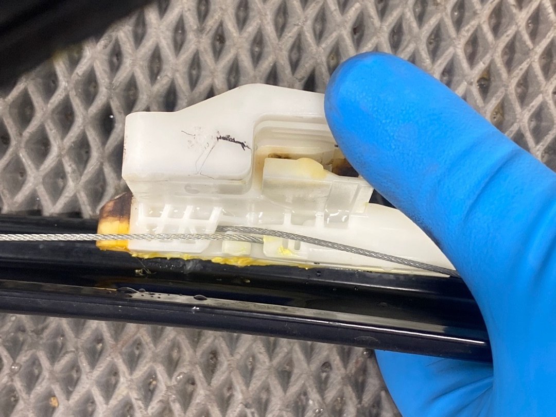 Стеклоподъемник, 2000 рублей, Красноярск