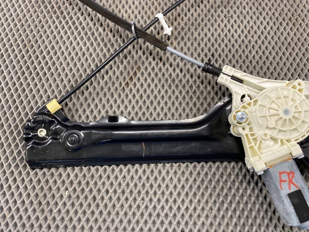 Стеклоподъемник, 2000 рублей, Красноярск