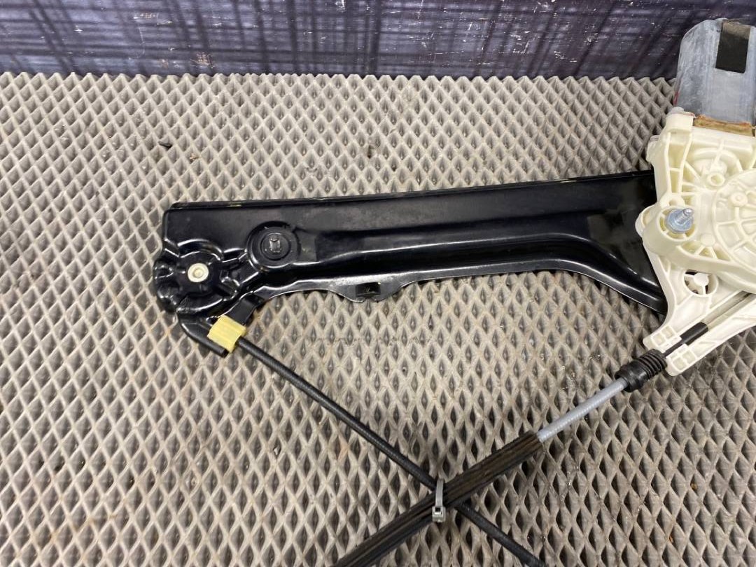 Стеклоподъемник, 2000 рублей, Красноярск