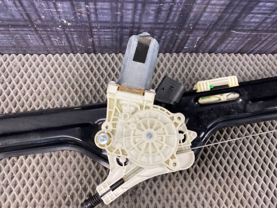 Стеклоподъемник, 2000 рублей, Красноярск