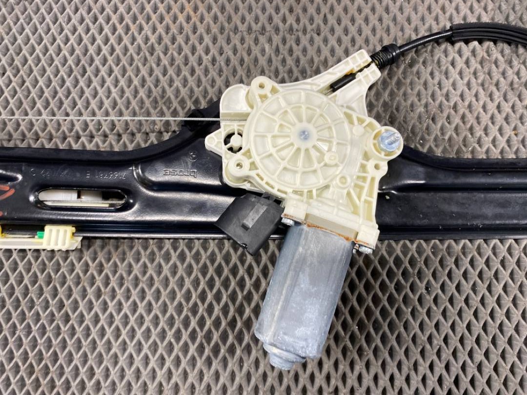 Стеклоподъемник, 2000 рублей, Красноярск