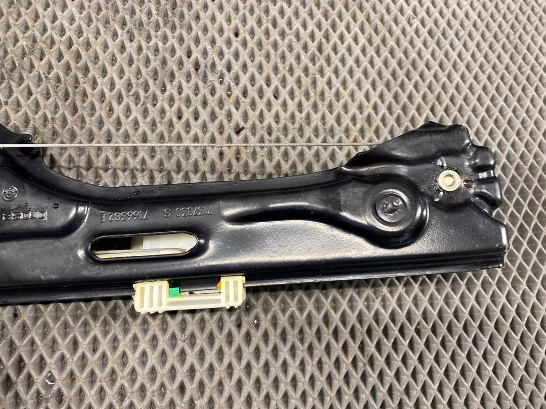 Стеклоподъемник, 2000 рублей, Красноярск