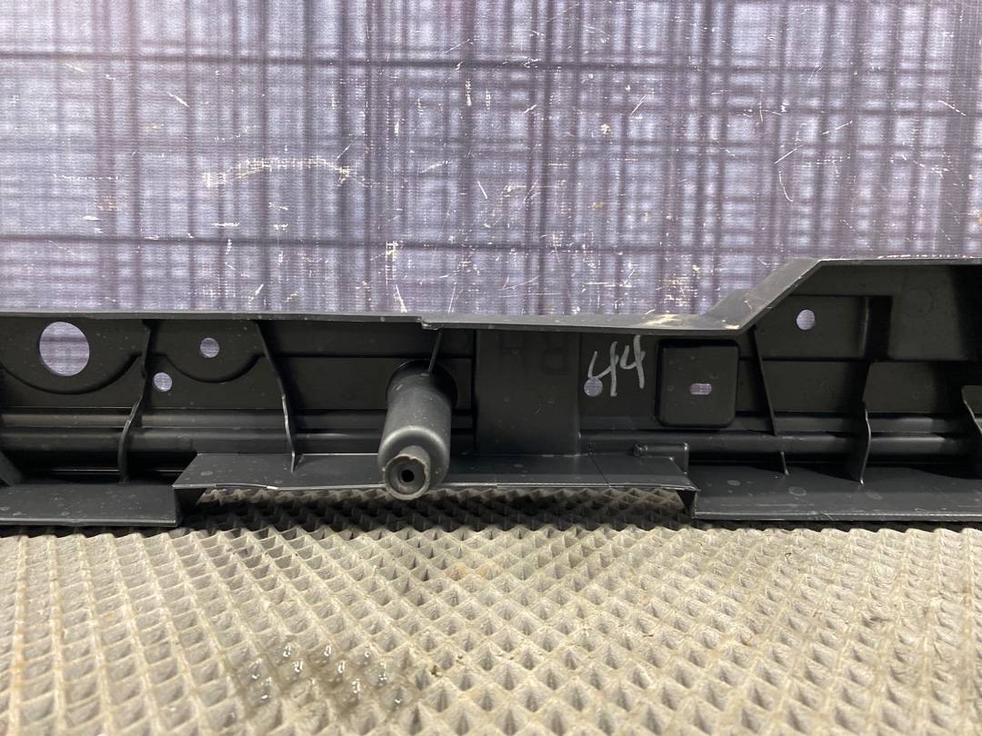 Пластик багажника, 680 рублей, Красноярск