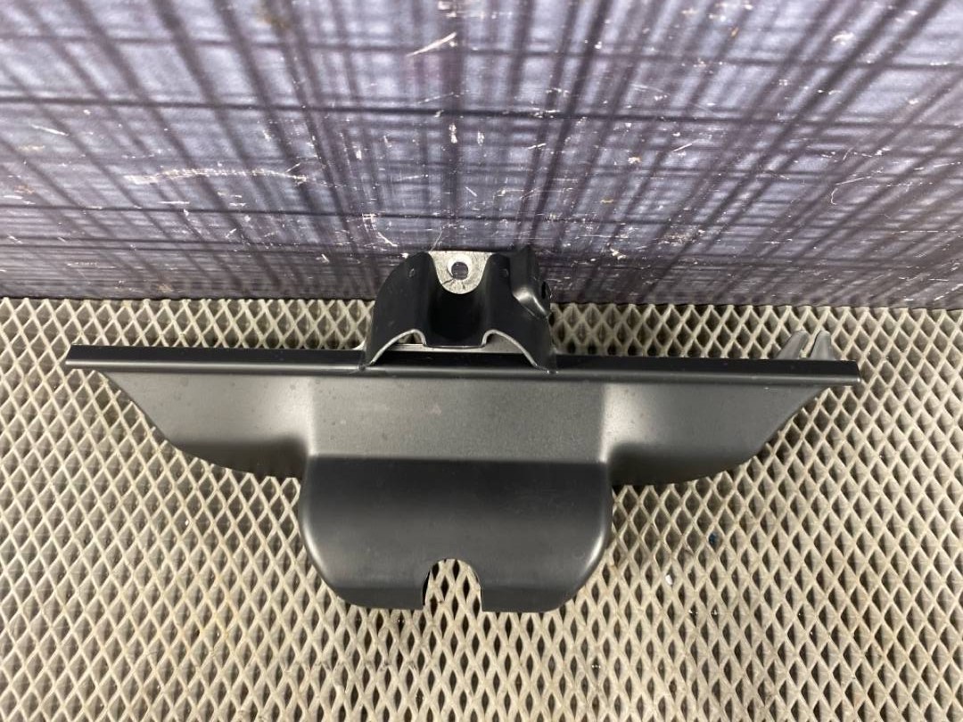 Пластик крышки багажника, 360 рублей, Красноярск