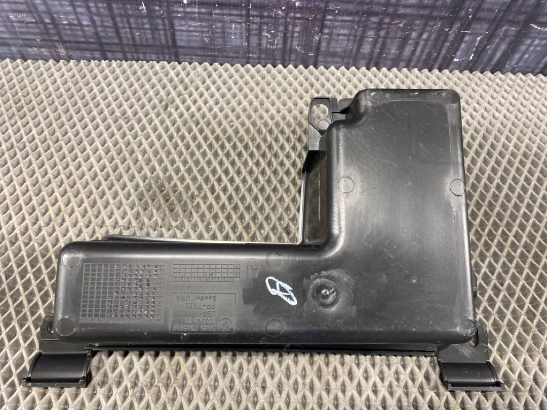 Пластик багажника, 480 рублей, Красноярск