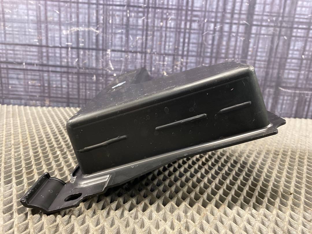 Пластик багажника, 480 рублей, Красноярск