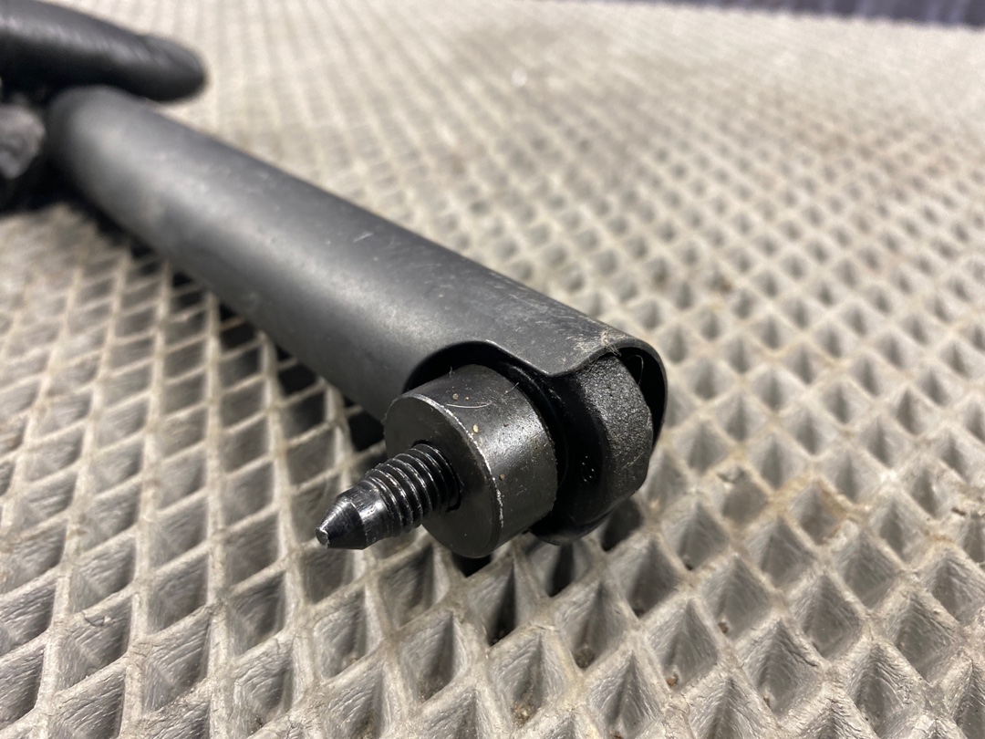 Амортизатор багажника, 600 рублей, Красноярск