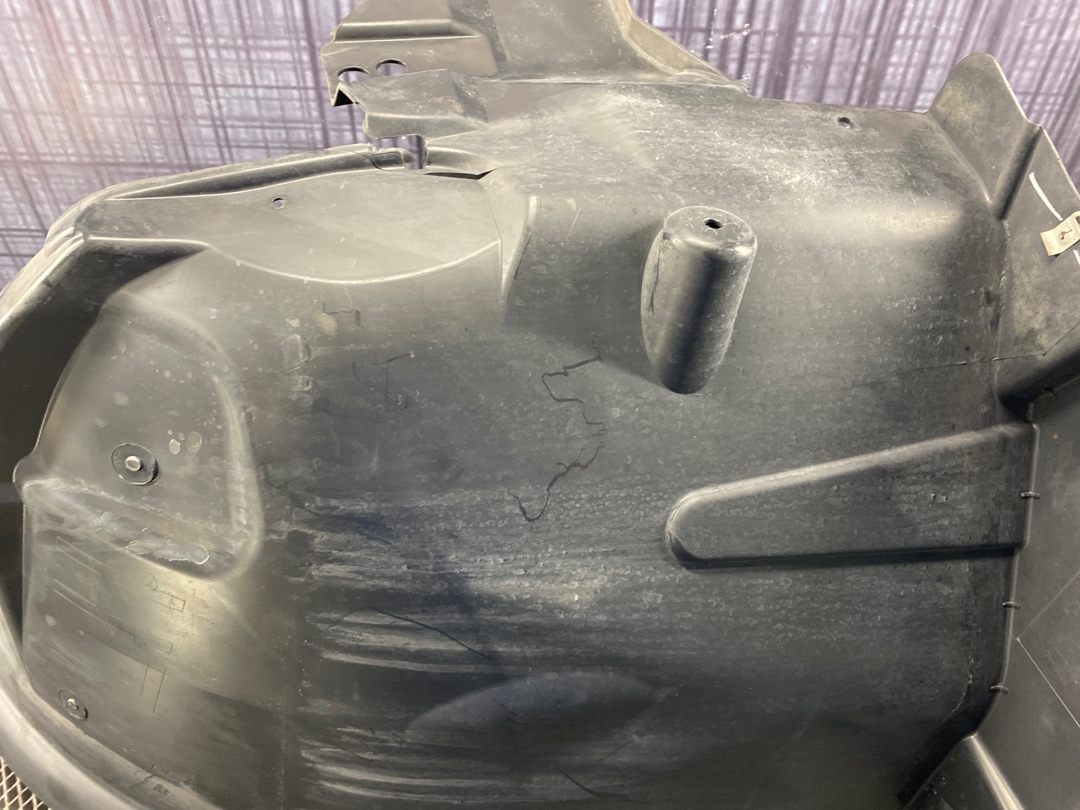 Подкрылок, 1280 рублей, Красноярск