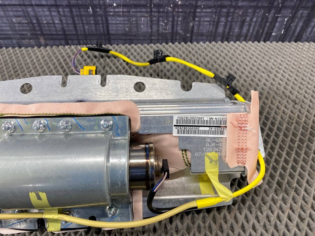 Airbag (подушка безопасности), 2000 рублей, Красноярск