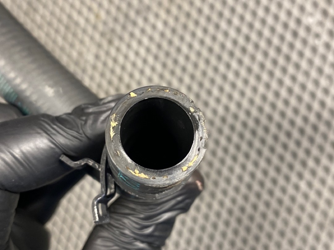 Шланг системы охлаждения, 960 рублей, Красноярск