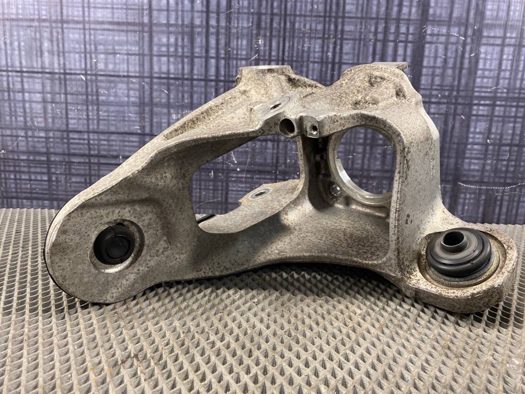 Поворотный кулак, 2240 рублей, Красноярск