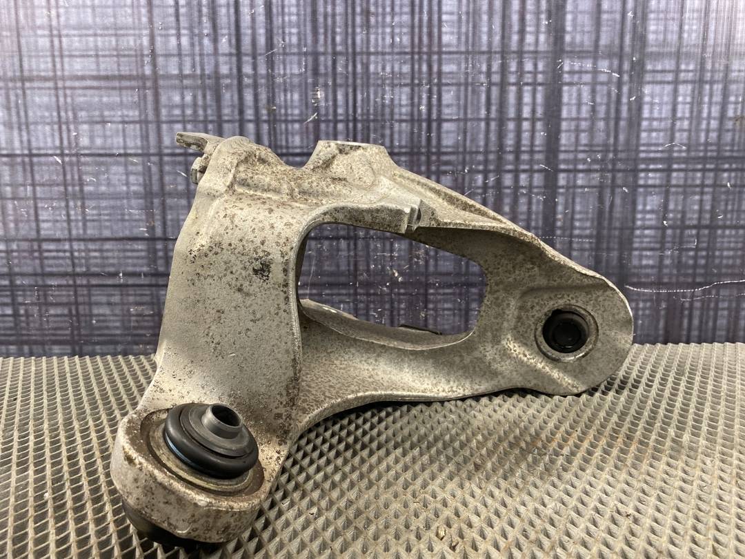 Поворотный кулак, 2240 рублей, Красноярск