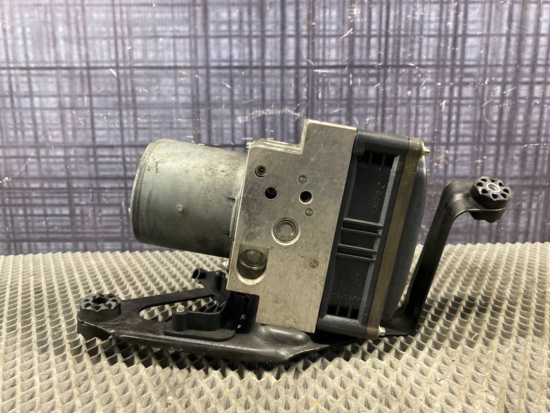 Блок ABS, 6400 рублей, Красноярск