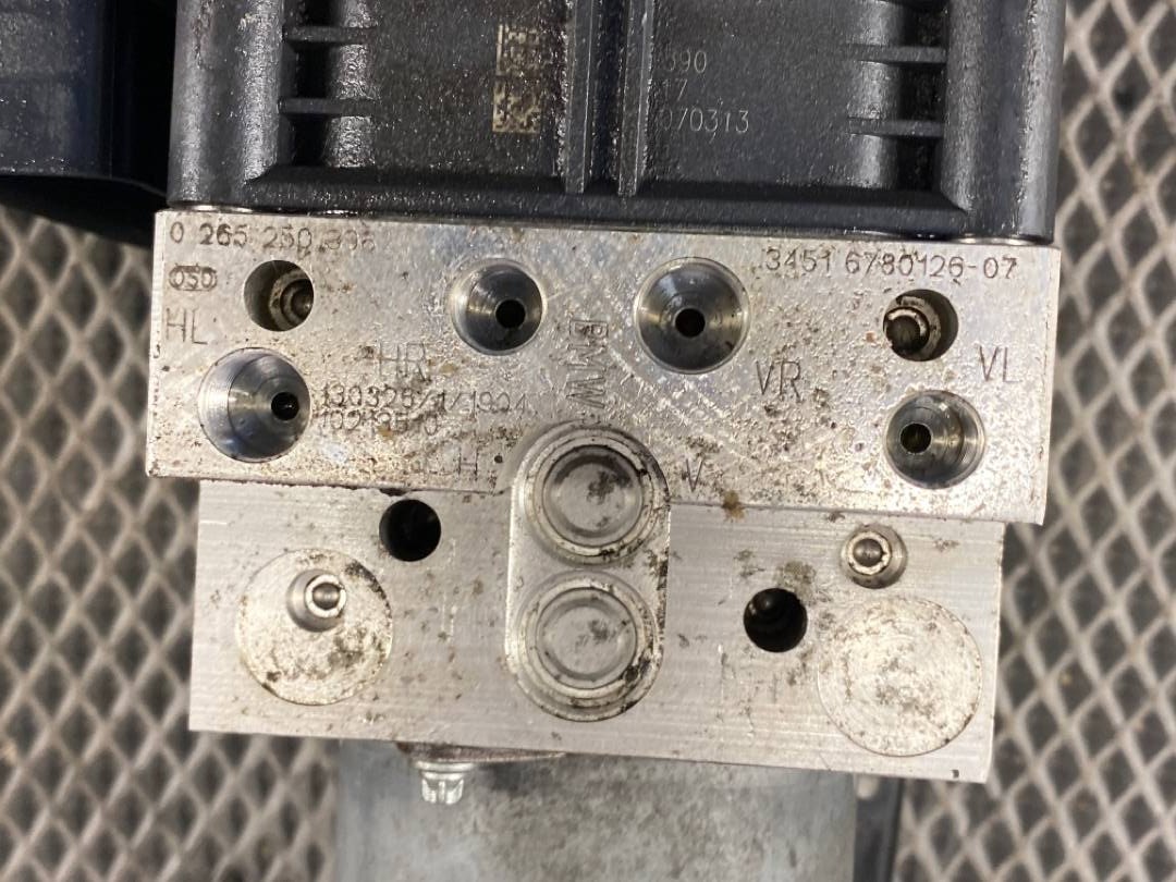 Блок ABS, 6400 рублей, Красноярск