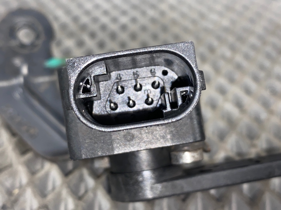 Датчик уровня подвески, 2000 рублей, Красноярск