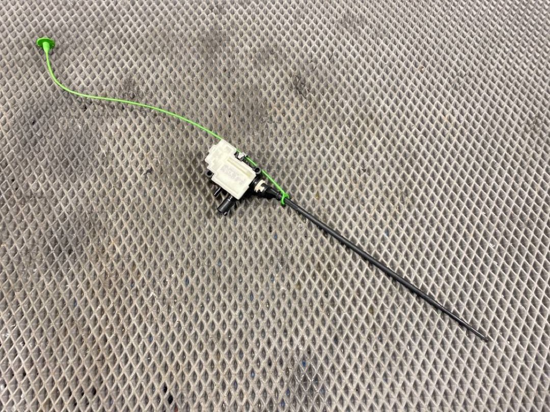 Замок лючка бензобака, 600 рублей, Красноярск