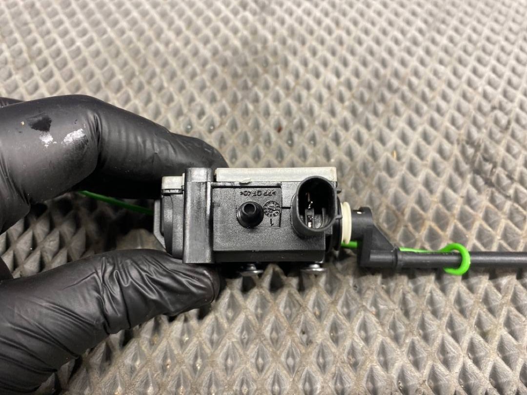 Замок лючка бензобака, 600 рублей, Красноярск