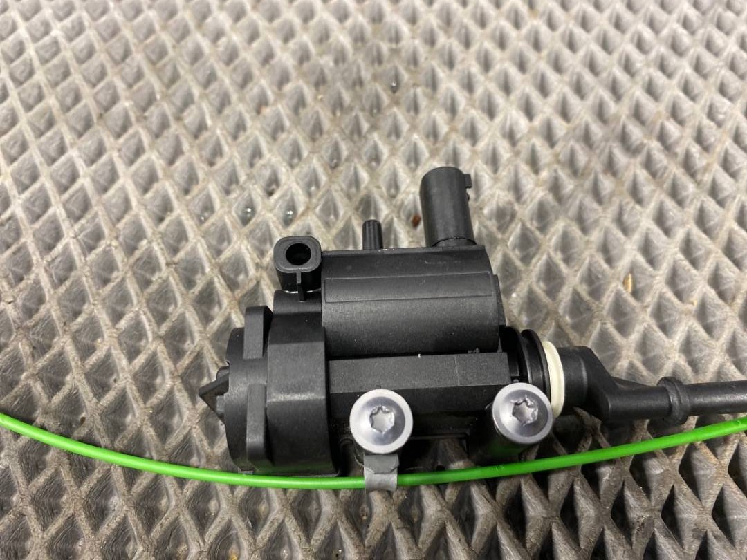 Замок лючка бензобака, 600 рублей, Красноярск