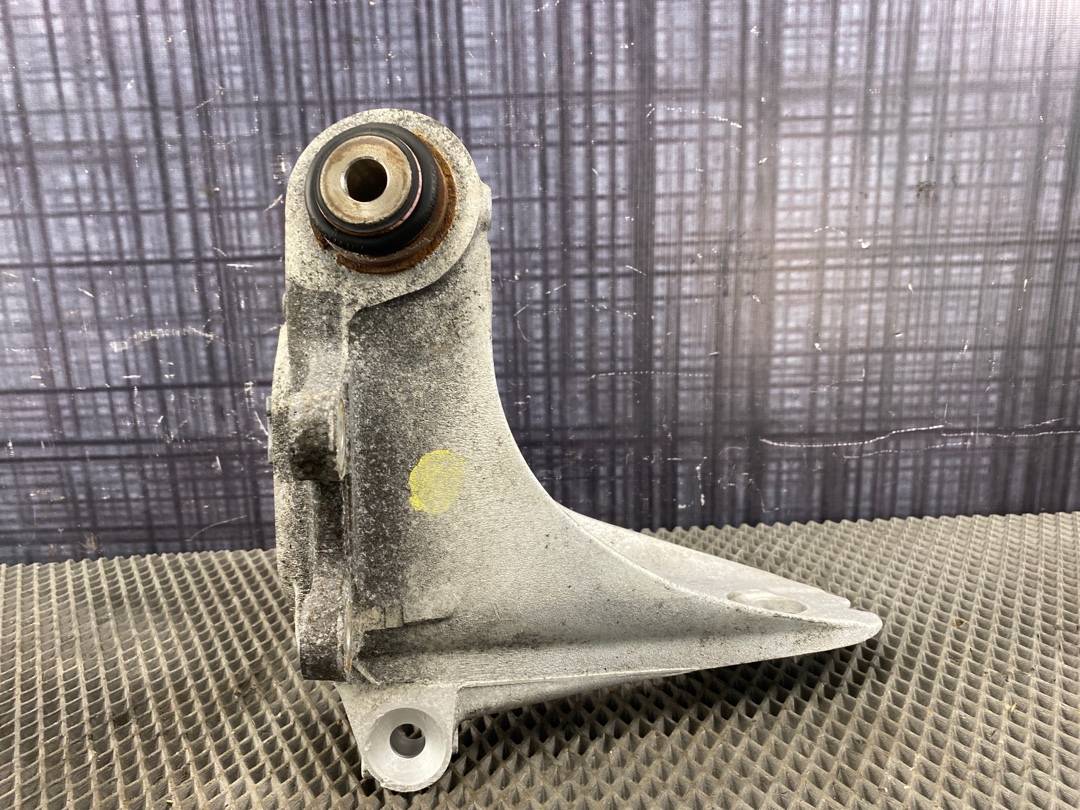 Поворотный кулак, 1841 рублей, Красноярск