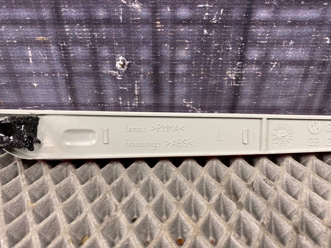 Катафот крышки багажника, 700 рублей, Красноярск