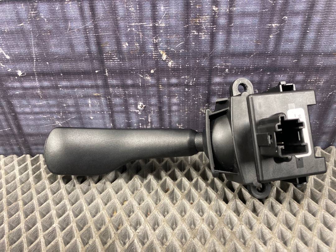 Подрулевой переключатель, 784 рублей, Красноярск