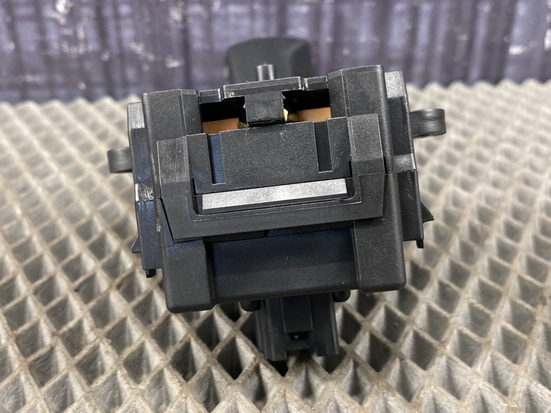 Подрулевой переключатель, 784 рублей, Красноярск