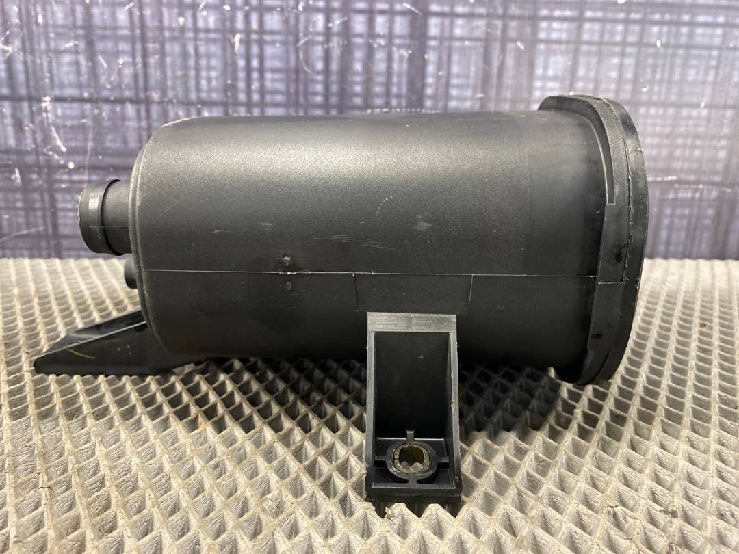 Адсорбер (фильтр паров топлива), 1372 рублей, Красноярск