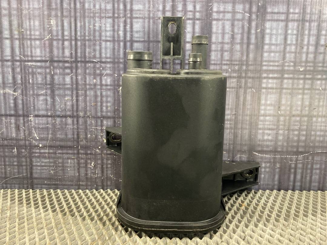 Адсорбер (фильтр паров топлива), 1372 рублей, Красноярск