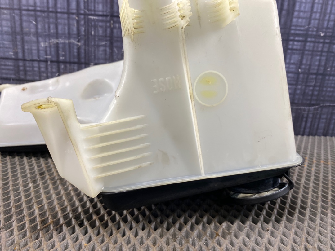 Бачок омывателя, 1078 рублей, Красноярск