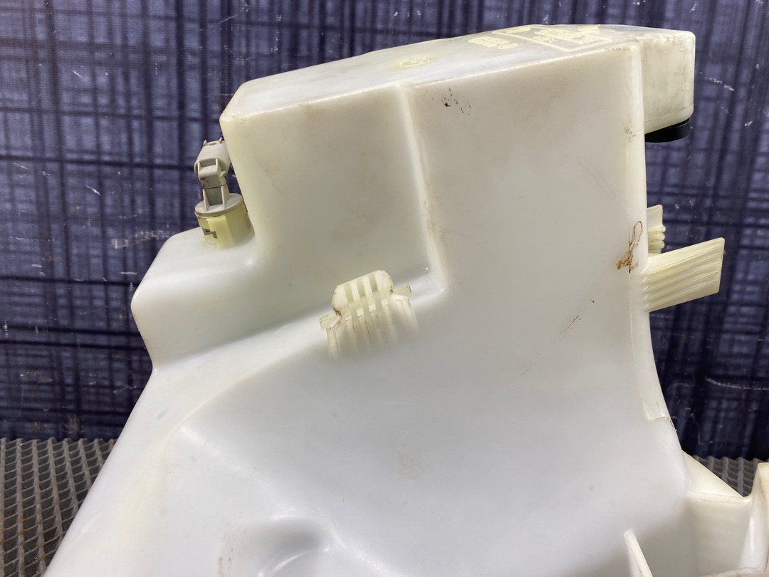 Бачок омывателя, 1078 рублей, Красноярск