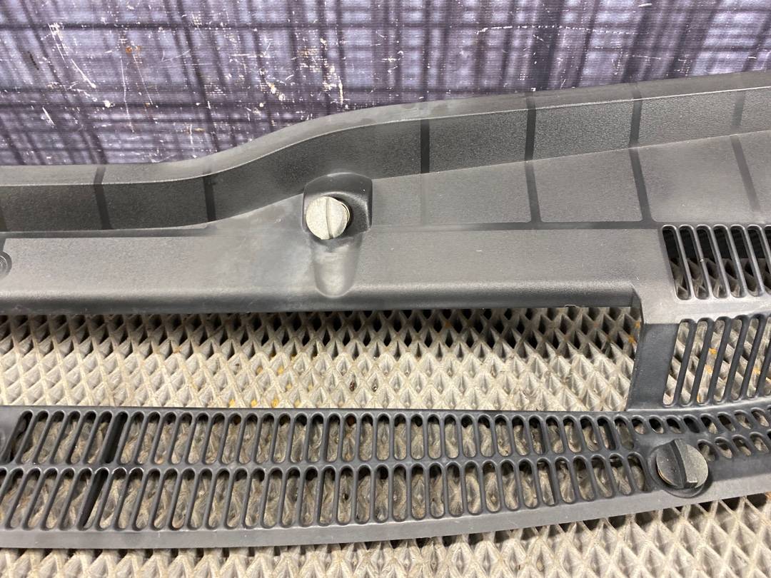 Решетка под лобовое стекло, 1246 рублей, Красноярск