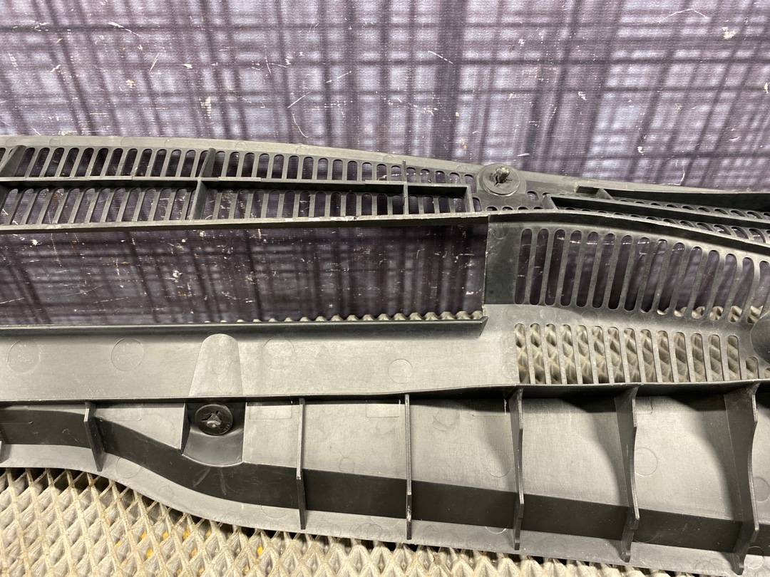 Решетка под лобовое стекло, 1246 рублей, Красноярск