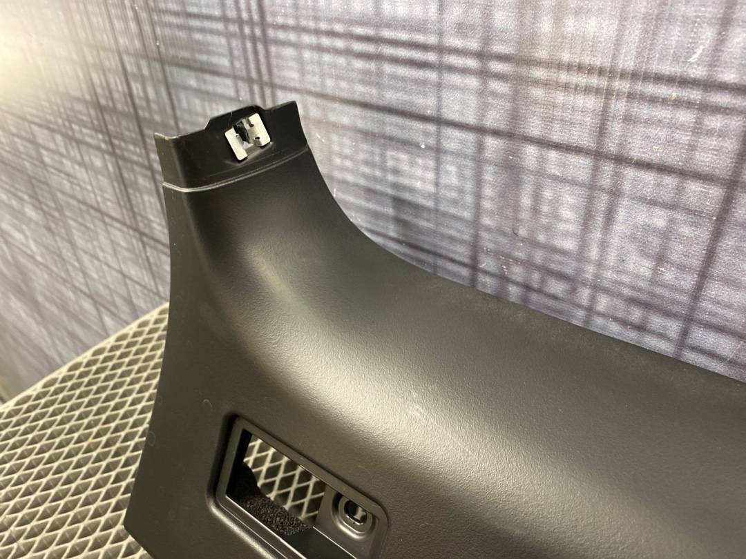 Пластик крышки багажника, 595 рублей, Красноярск